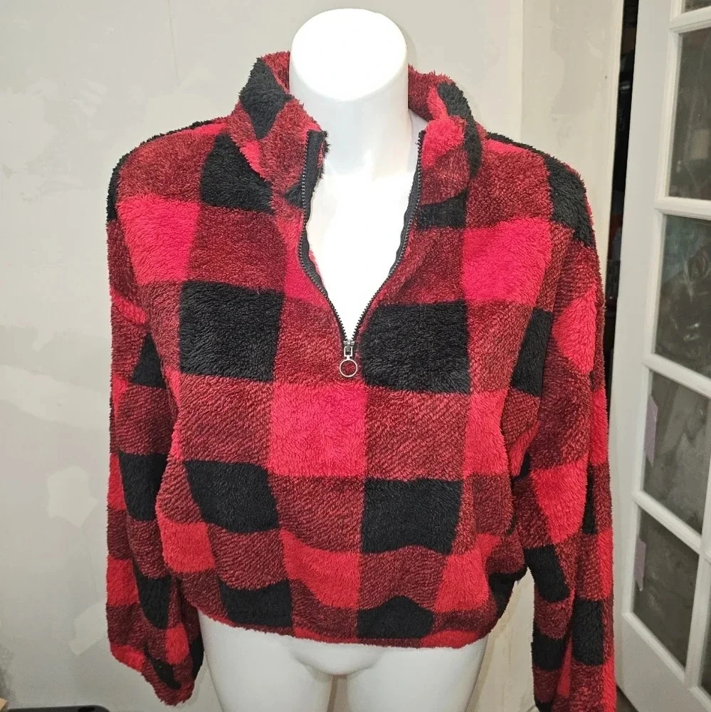 SO Women's Red and Black Checkered Sweater